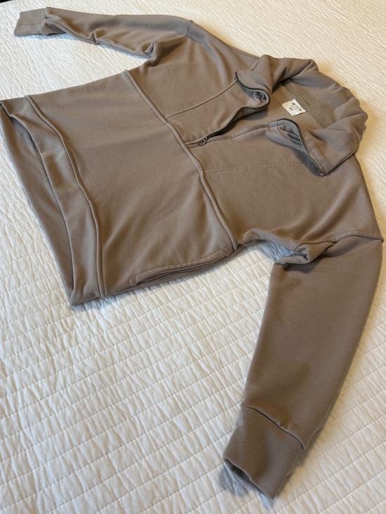 Wilo The Label Tops - Wilo The Label Bella Half-Zip Pullover Sweatshirt in Camel | Size XS | EUC
